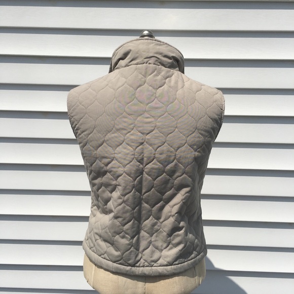 Tan LL BEAN PRIMALOFT zippered Vest Small 1458 - Picture 4 of 8
